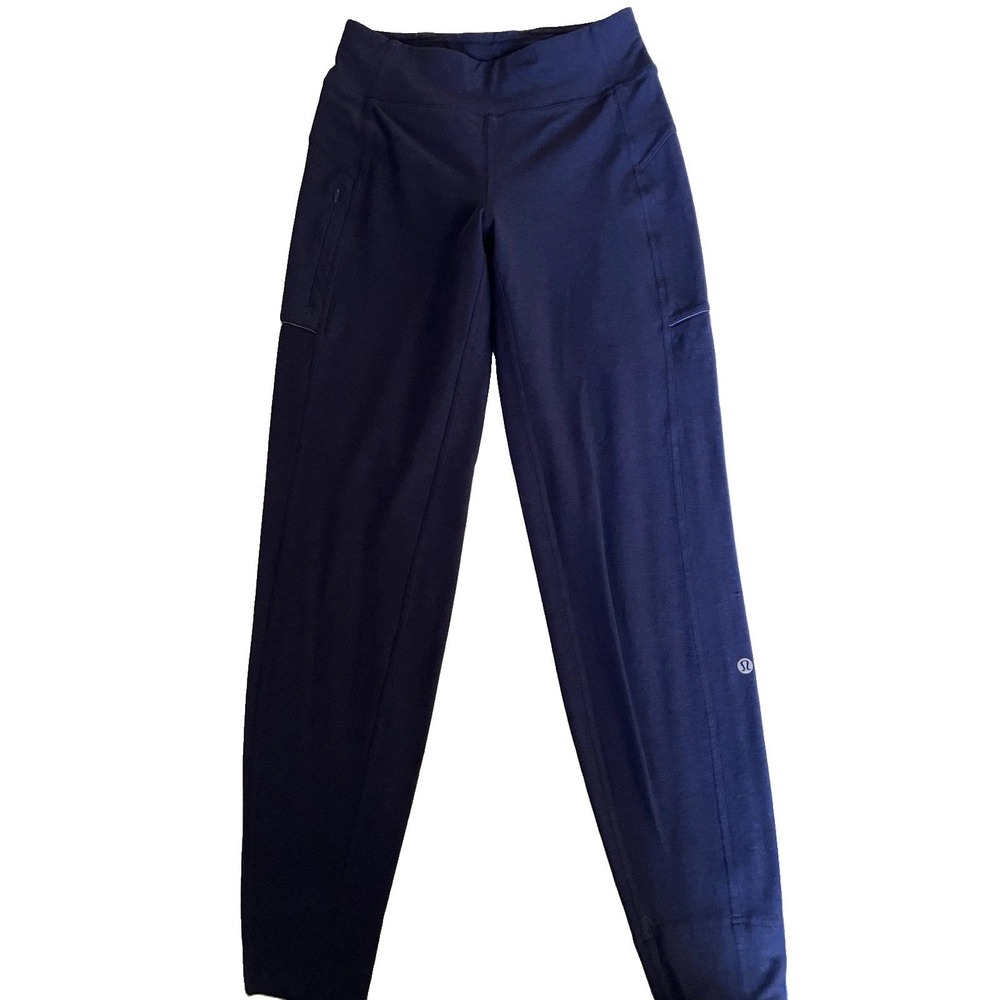 Lululemon Navy Jogger Pants Women's Size 4 Cuffed Ankle Zipper Pocket